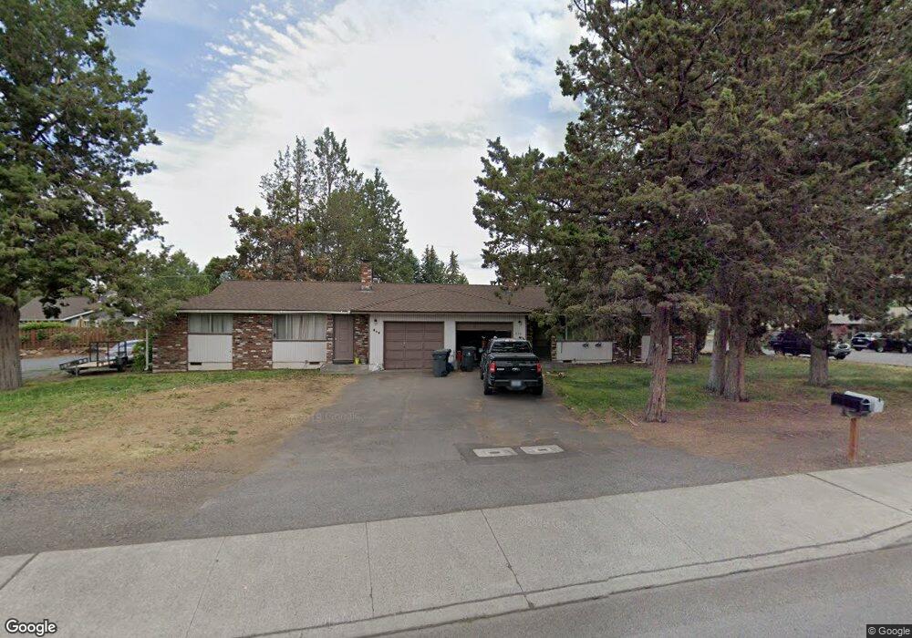 268 SE 15th St, Bend, OR 97702 - photo 1
