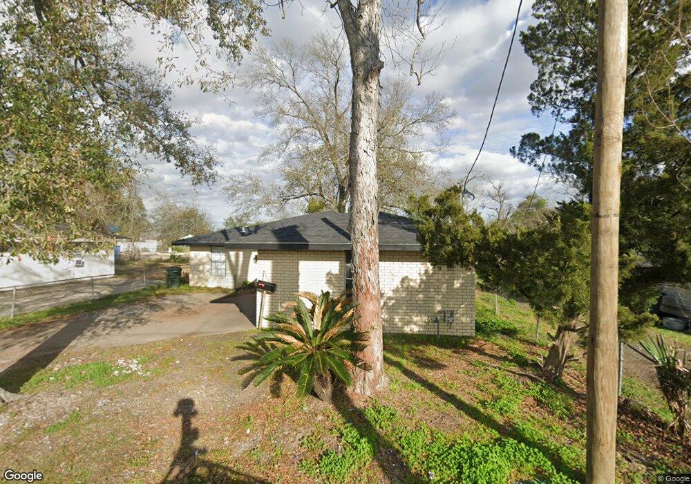 611 Beam St, Lake Charles, LA 70601 - photo 1