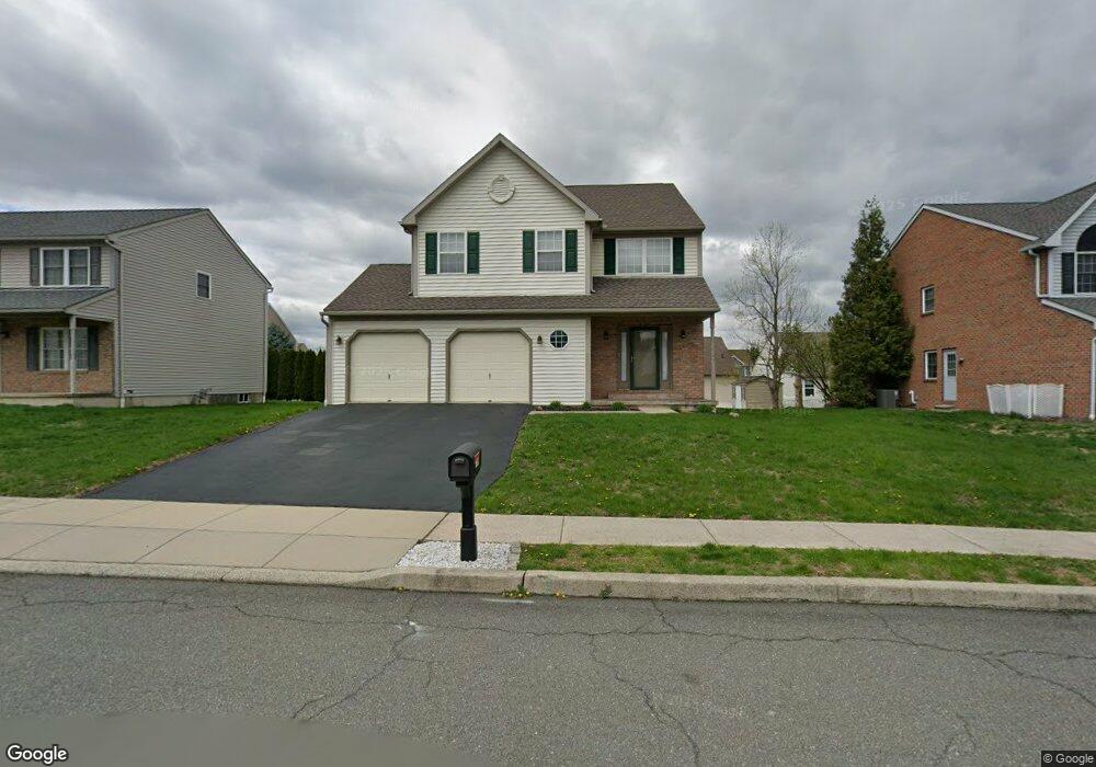 1018 Leanne St, Reading, PA 19605 - photo 1