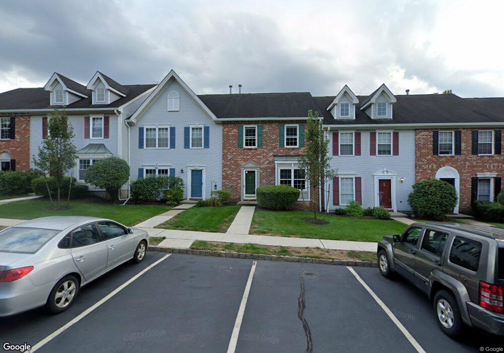 605 Red Crest Ln unit D, Branchburg, NJ 08876 - photo 1