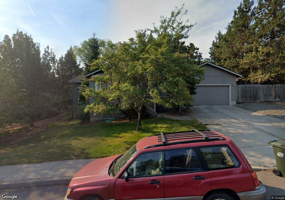 1641 NE Meerkat Ave, Bend, OR 97701 - photo 1