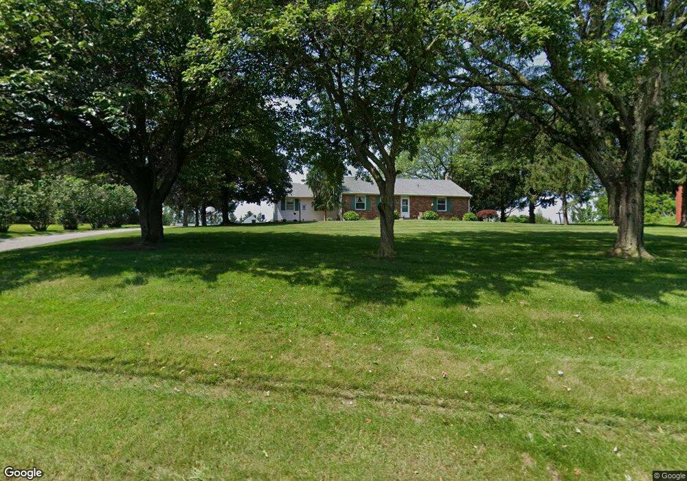 5910 Chestnut Hill Rd, Coopersburg, PA 18036 - photo 1