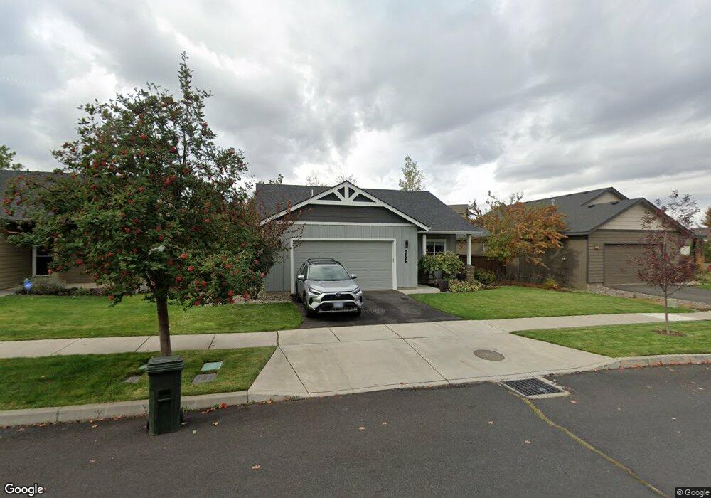 63713 Hunters Cir, Bend, OR 97701 - photo 1