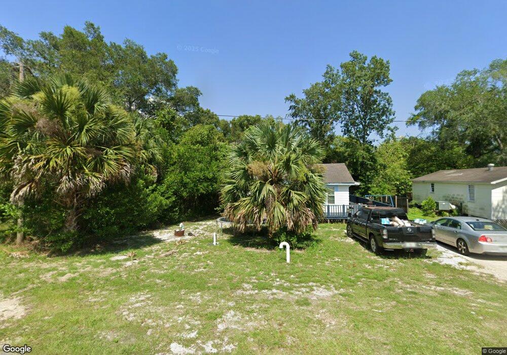 402 NW 6th St unit W., Carrabelle, FL 32322 - photo 1
