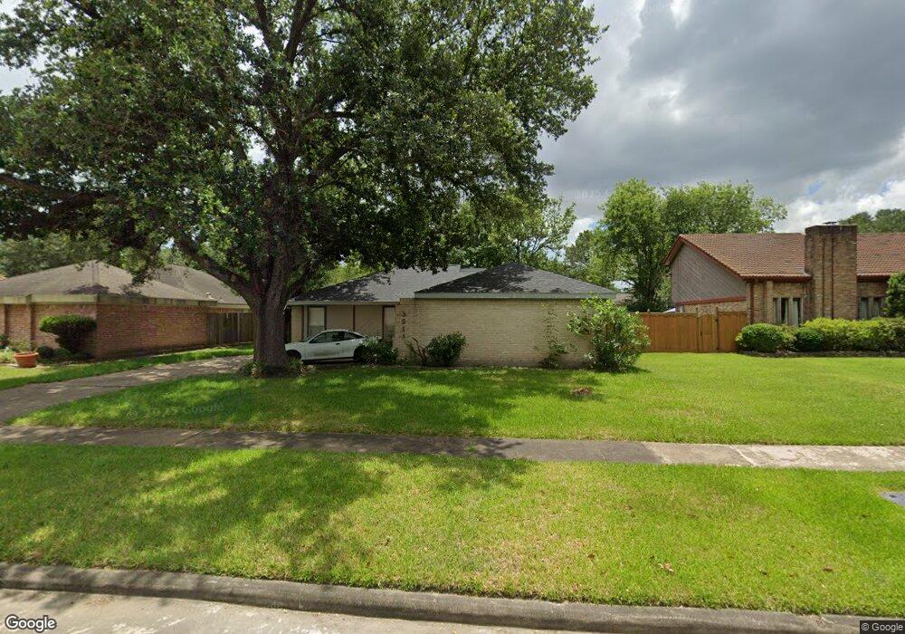 3911 Sardis Ln, Houston, TX 77088 - photo 1