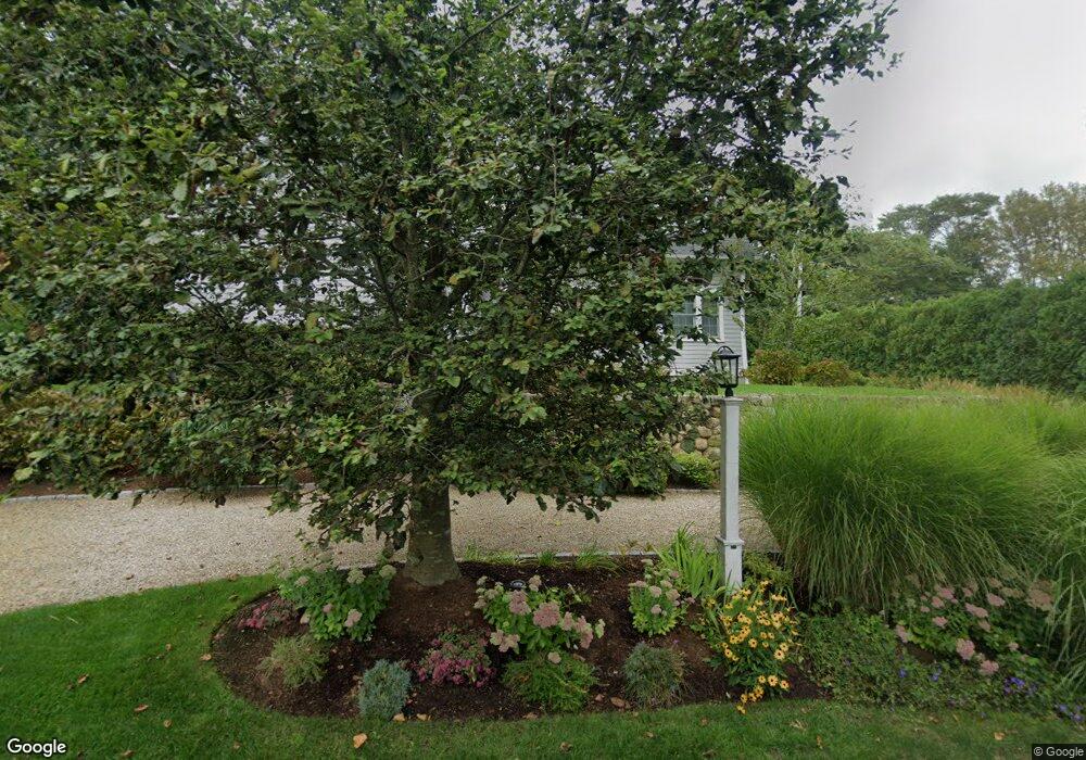 8 Oakland St, Mattapoisett, MA 02739 - photo 1