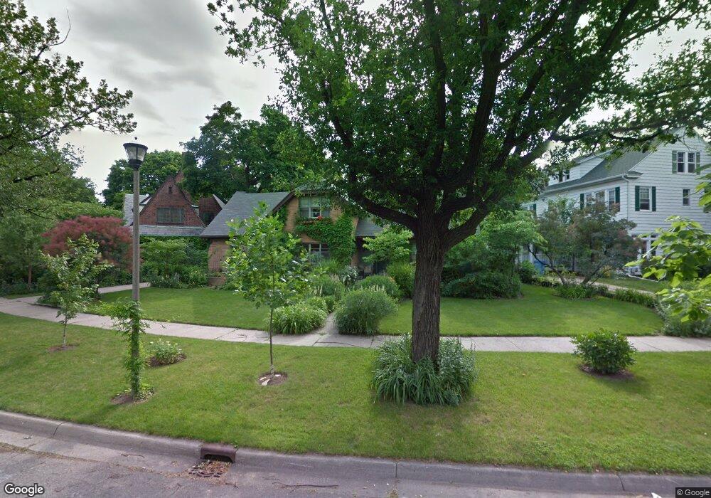 1320 S Genesee Dr, Lansing, MI 48915 - photo 1