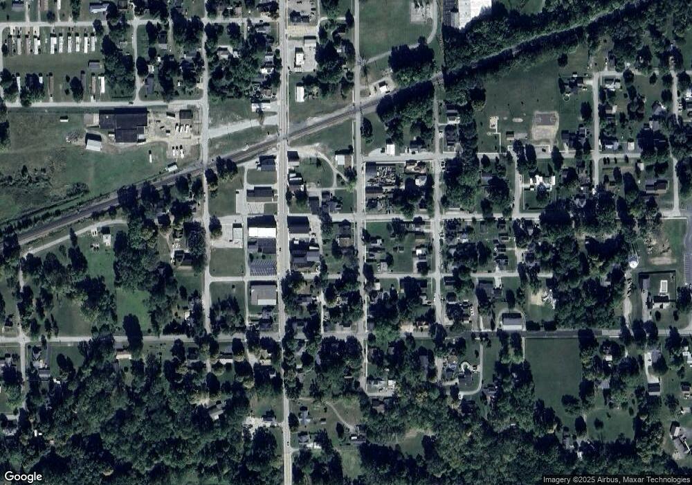 38 S Market St, Andrews, IN 46702 - photo 1