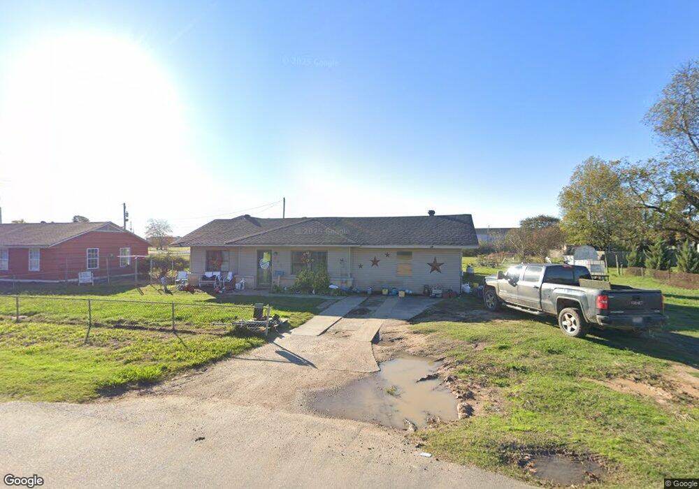 425 W 20th St, Stuttgart, AR 72160 - photo 1