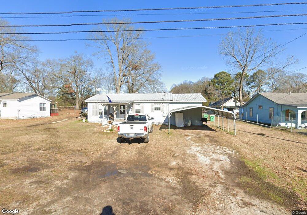 2114 Phillips Ln, Texarkana, TX 75501 - photo 1