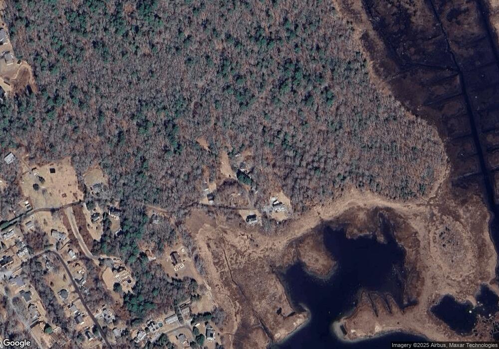 32 Meadowbrook Ln, Mattapoisett, MA 02739 - photo 1