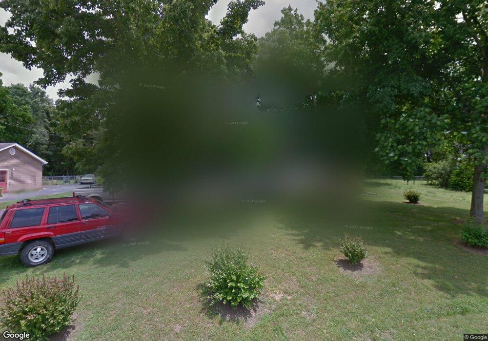 303 Keenan Ln, Shelbyville, TN 37160 - photo 1