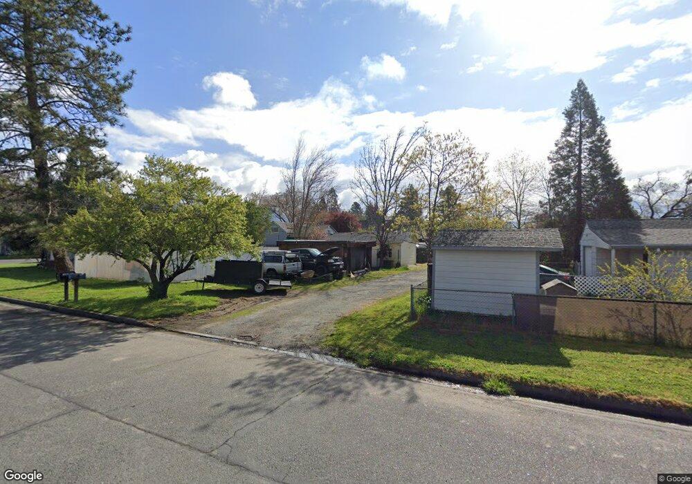 1209 SW Isham St, Grants Pass, OR 97526 - photo 1