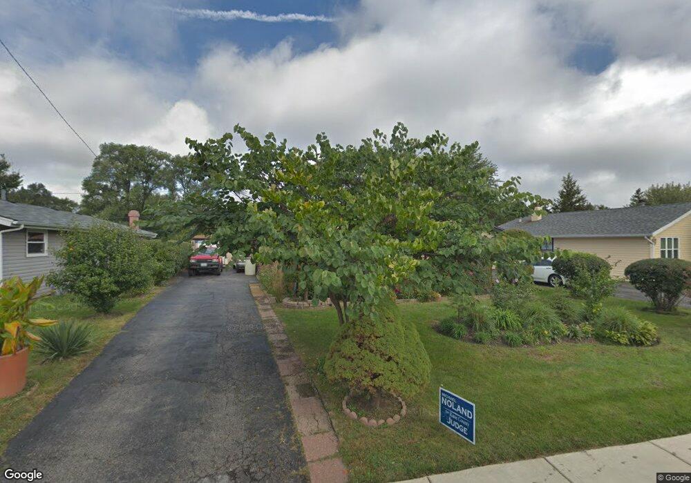 1242 Navajo Dr unit 5, Carpentersville, IL 60110 - photo 1