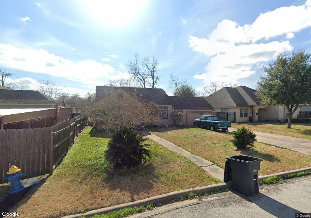7114 Gammage St, Houston, TX 77087 - photo 1