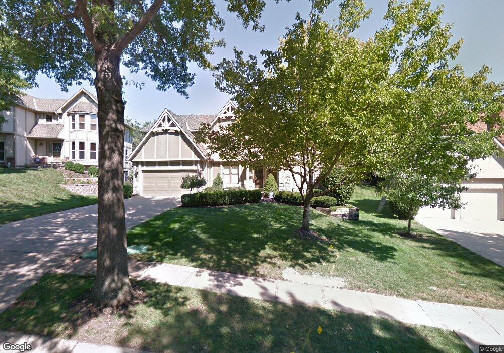 8151 Acuff Ln, Lenexa, KS 66215 - photo 1