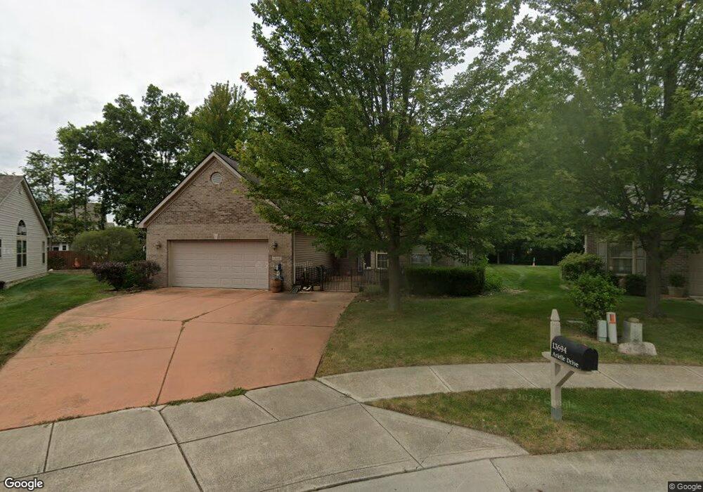 13694 Arielle Dr, Fishers, IN 46038 - photo 1