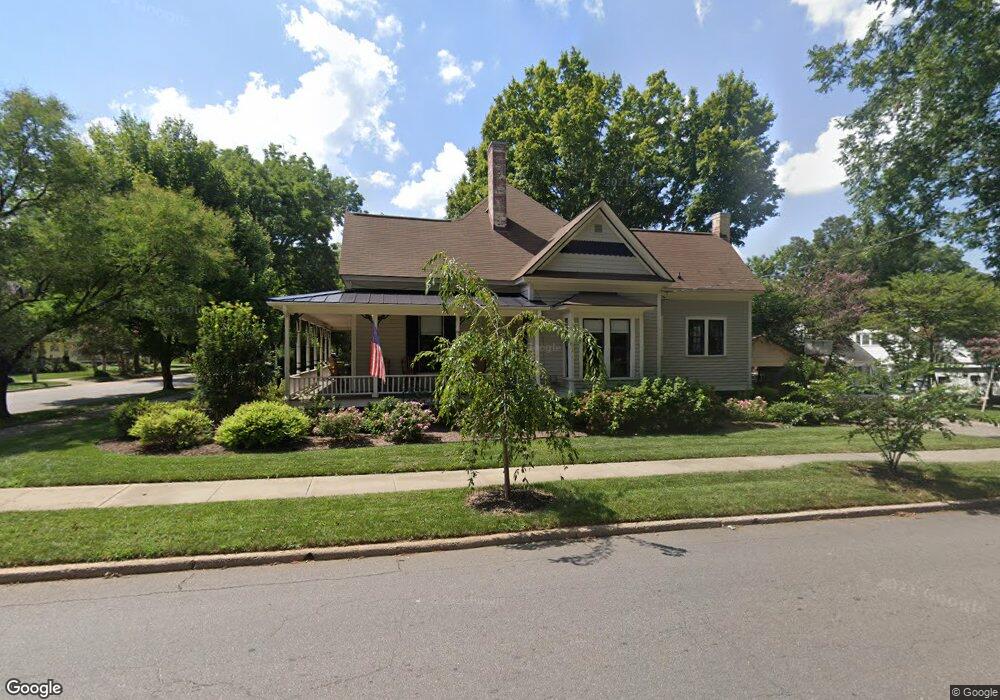 602 Walnut St, Statesville, NC 28677 - photo 1