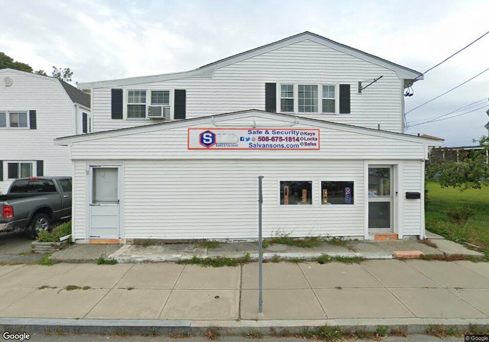 17 Fenner St, Fall River, MA 02724 - photo 1