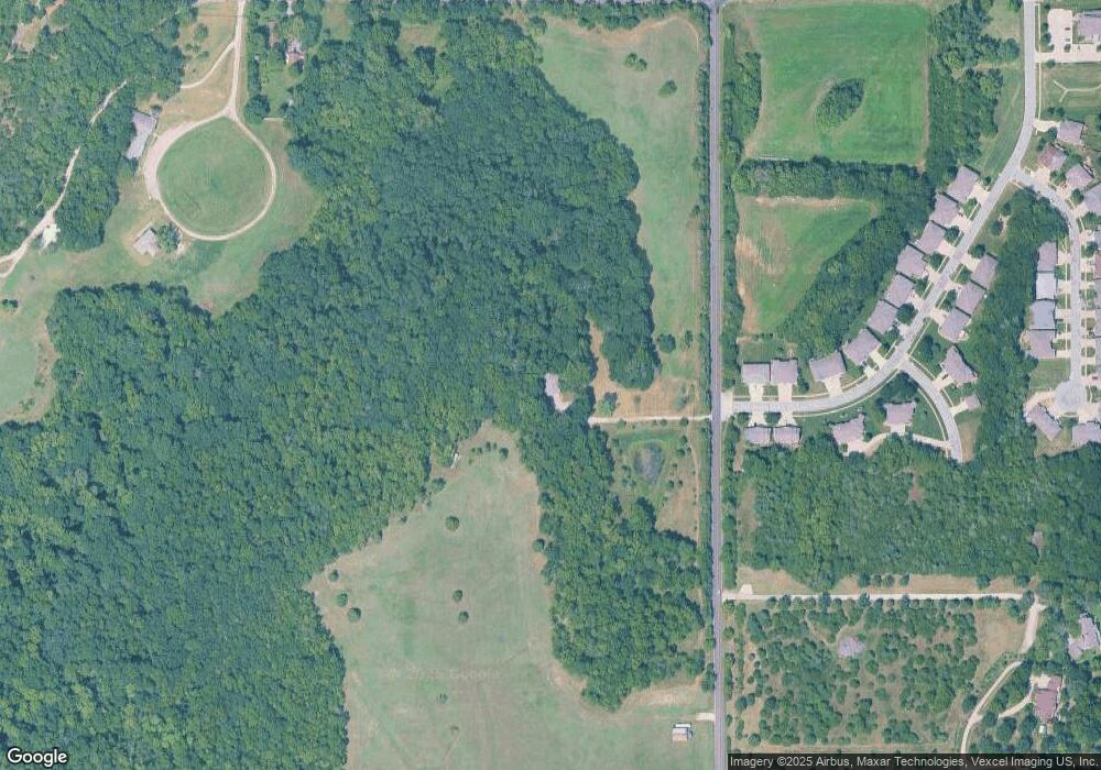 1131 SW Urish Rd, Topeka, KS 66615 - photo 1