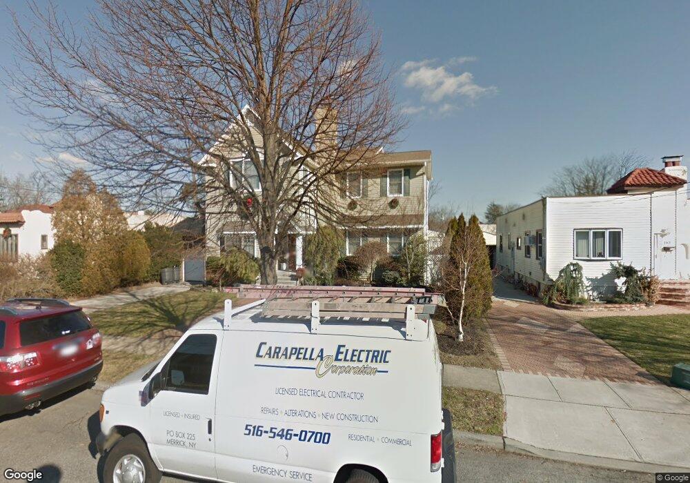 157 Wynsum Ave, Merrick, NY 11566 - photo 1