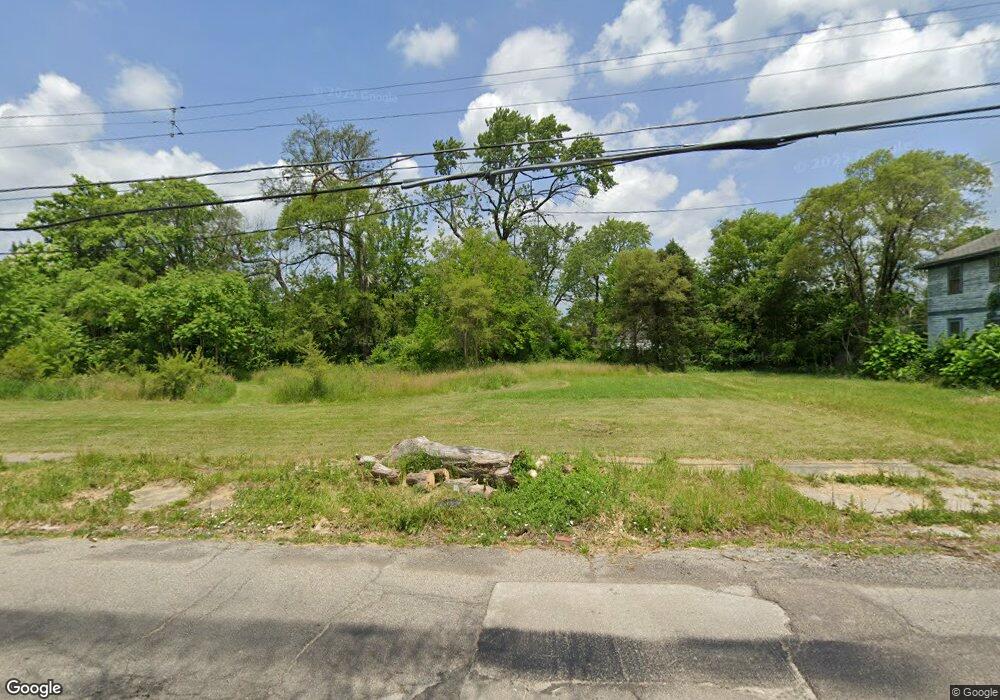 1645 Leith St, Flint, MI 48506 - photo 1