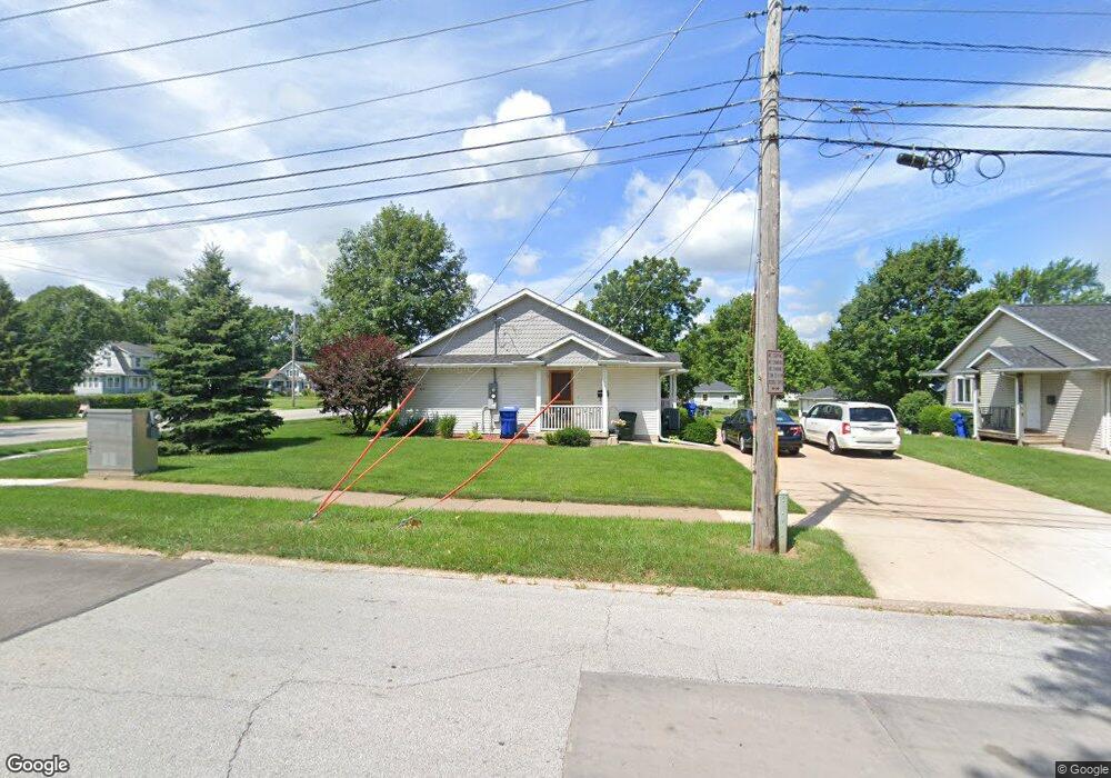 1904 N Clark St, Davenport, IA 52804 - photo 1