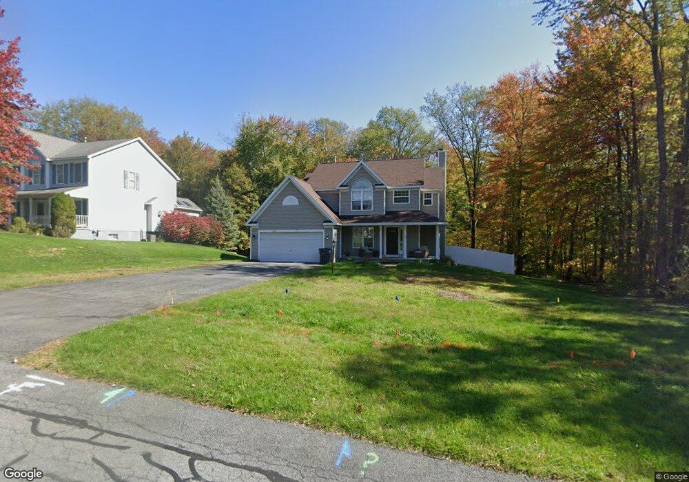 69 Brendan Ln, Schenectady, NY 12309 - photo 1