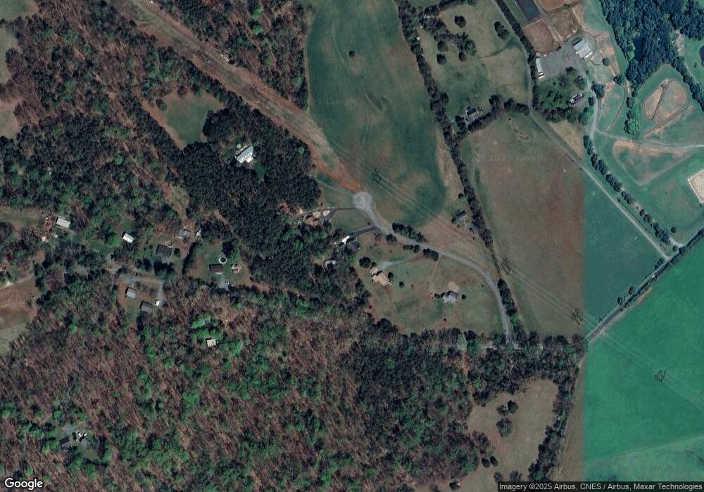 2840 Cindy Ln, Charlottesville, VA 22911 - photo 1