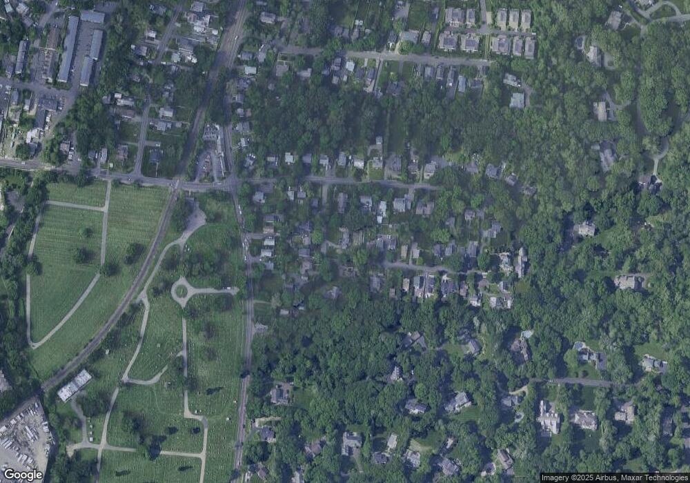 10 Spring Grove St, Darien, CT 06820 - photo 1