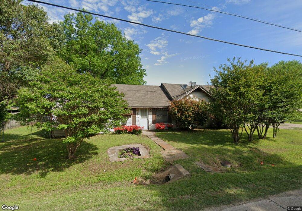 108 Avenue A, Ennis, TX 75119 - photo 1