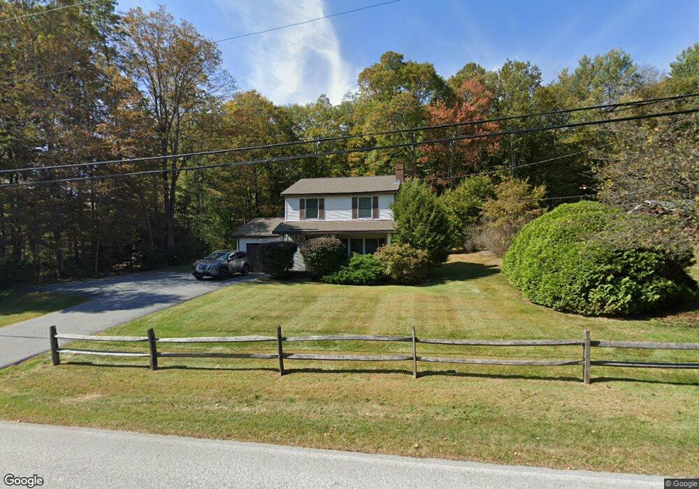 1517 E Manchester Rd, Manchester Center, VT 05255 - photo 1