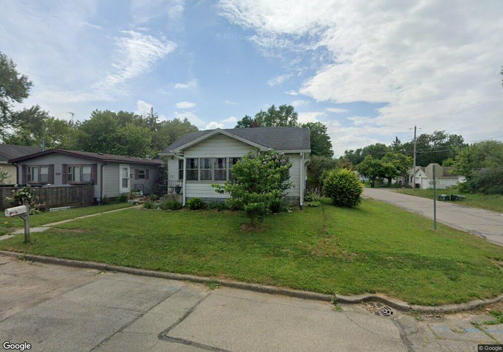 2101 S Waldemere Ave, Muncie, IN 47302 - photo 1