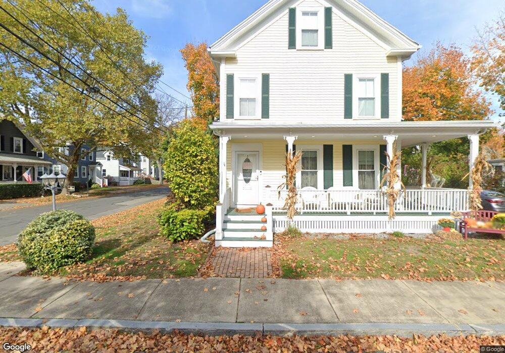 95 Auburn St unit 203, Wakefield, MA 01880 - photo 1