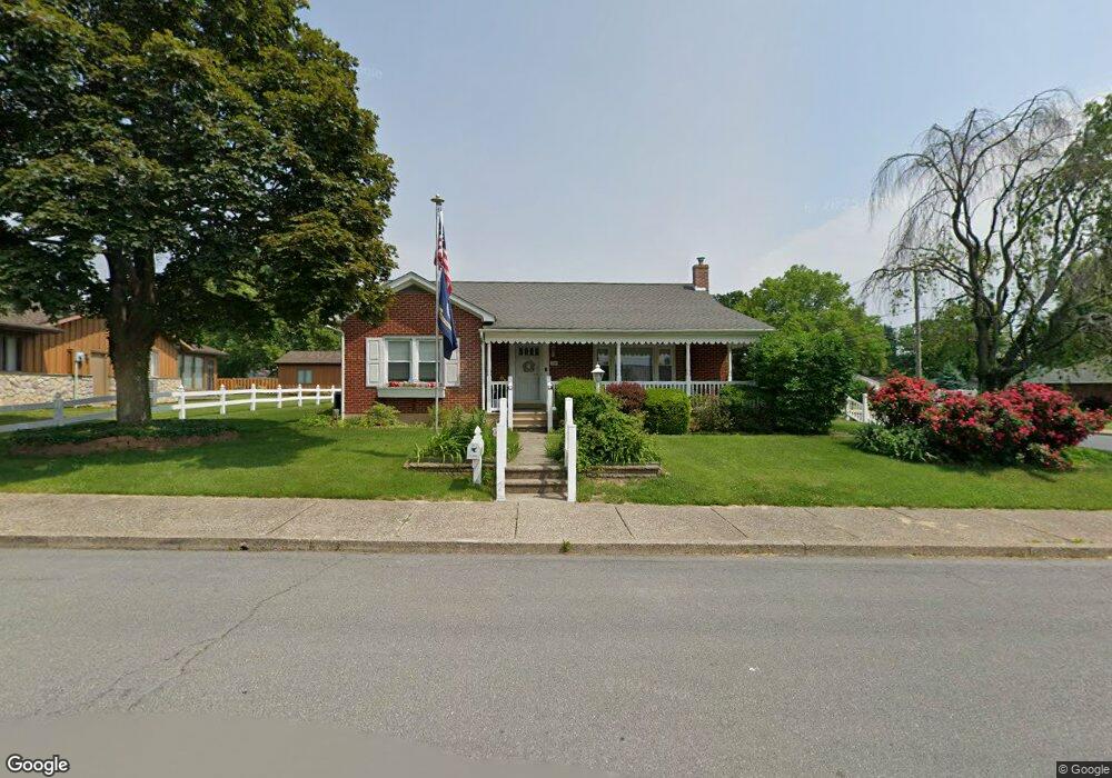 310 Union St, Slatington, PA 18080 - photo 1