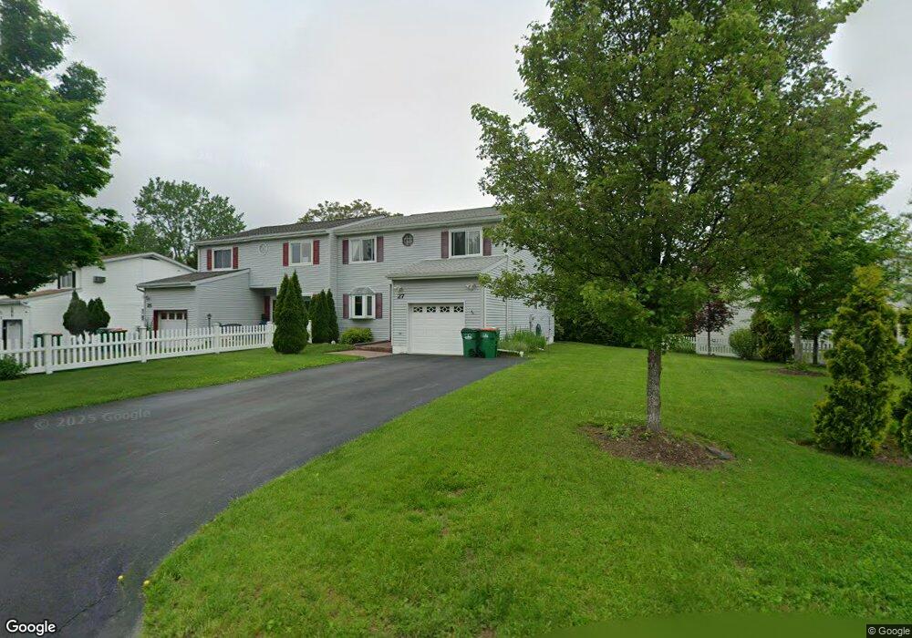 27 Fieldstone Blvd, Wappingers Falls, NY 12590 - photo 1