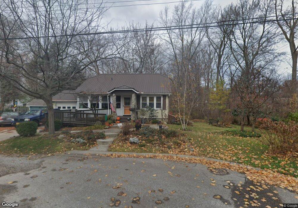 911 Robinson St, Port Huron, MI 48060 - photo 1