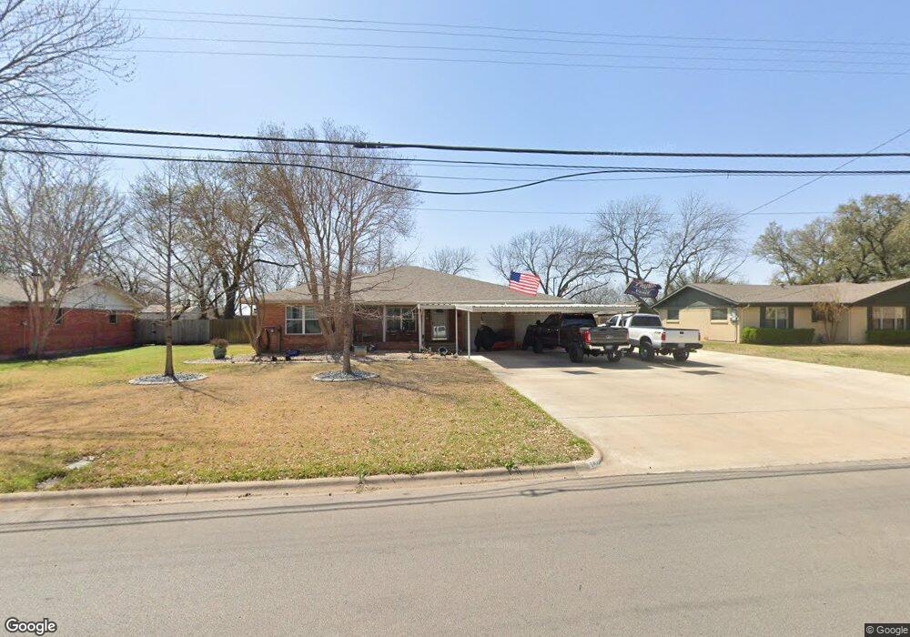 1423 Grand Ave, Cleburne, TX 76033 - photo 1