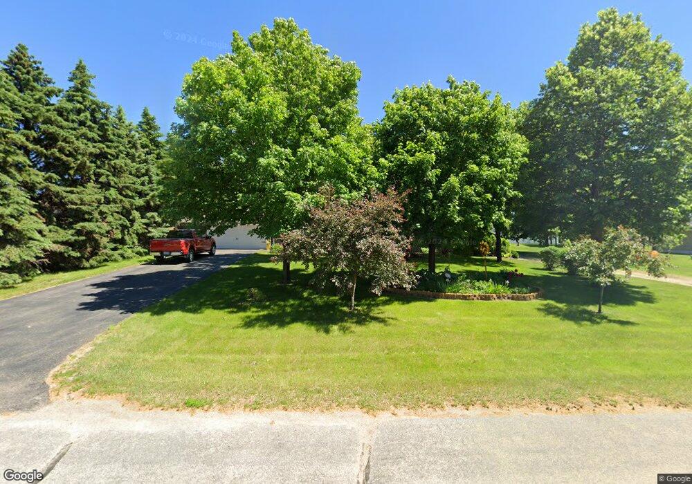 1011 Ruby St NW, Alexandria, MN 56308 - photo 1