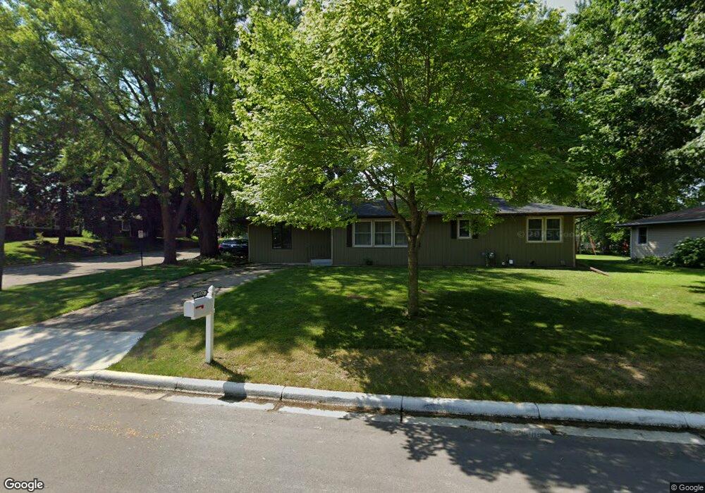 1122 Crestview Rd, Albert Lea, MN 56007 - photo 1