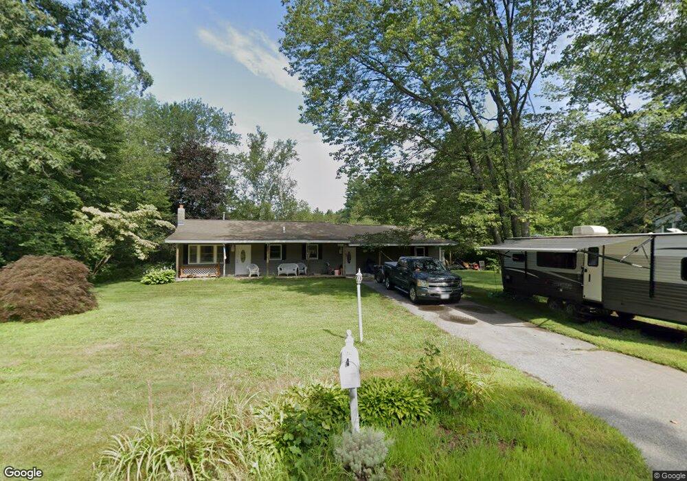 15 Woodburn Dr, Litchfield, NH 03052 - photo 1