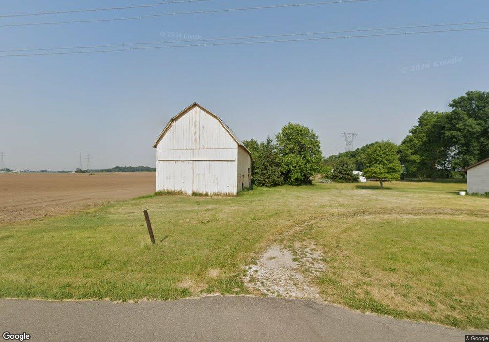 8352 S 900 E, Walkerton, IN 46574 - photo 1