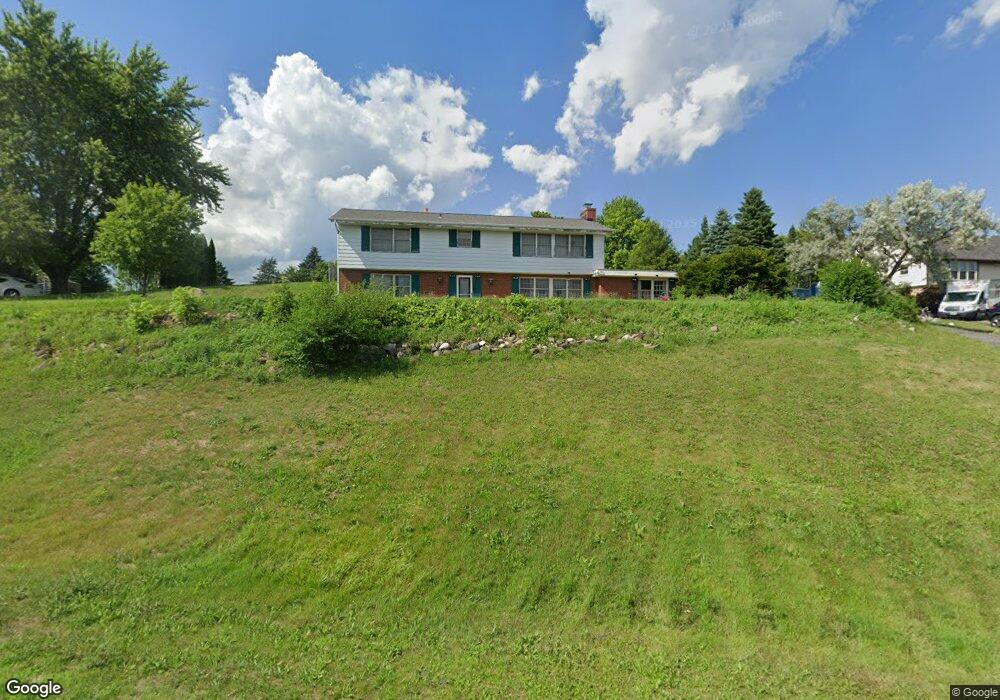 N57W26470 Mountain Meadows Dr, Sussex, WI 53089 - photo 1