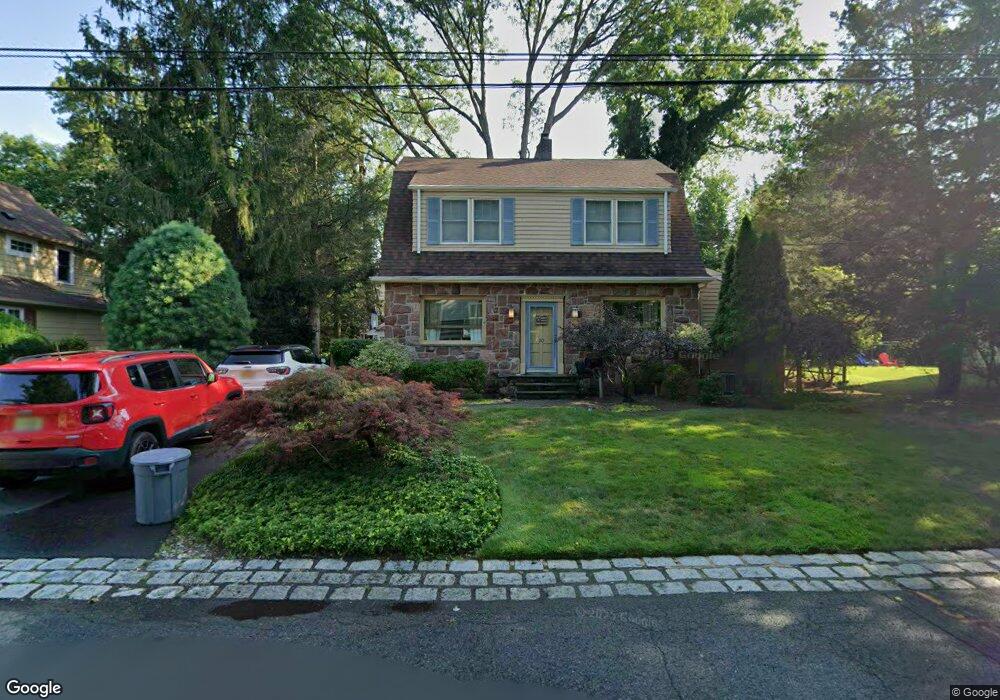 10 Crescent Place, Allendale, NJ 07401 - photo 1