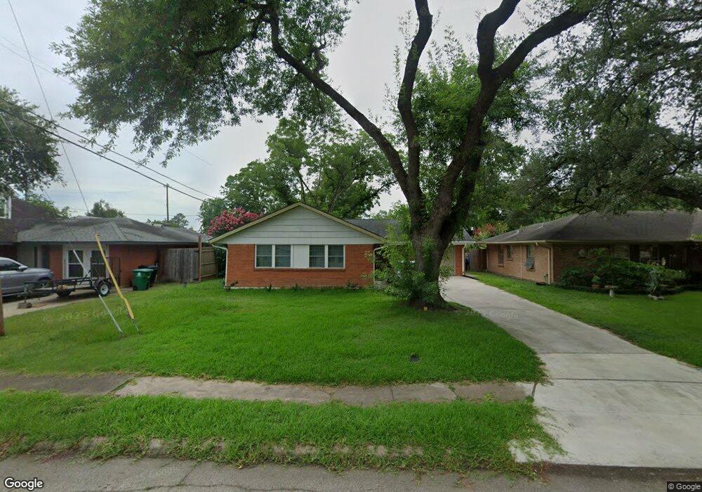 4713 Sanborn Dr, Houston, TX 77092 - photo 1