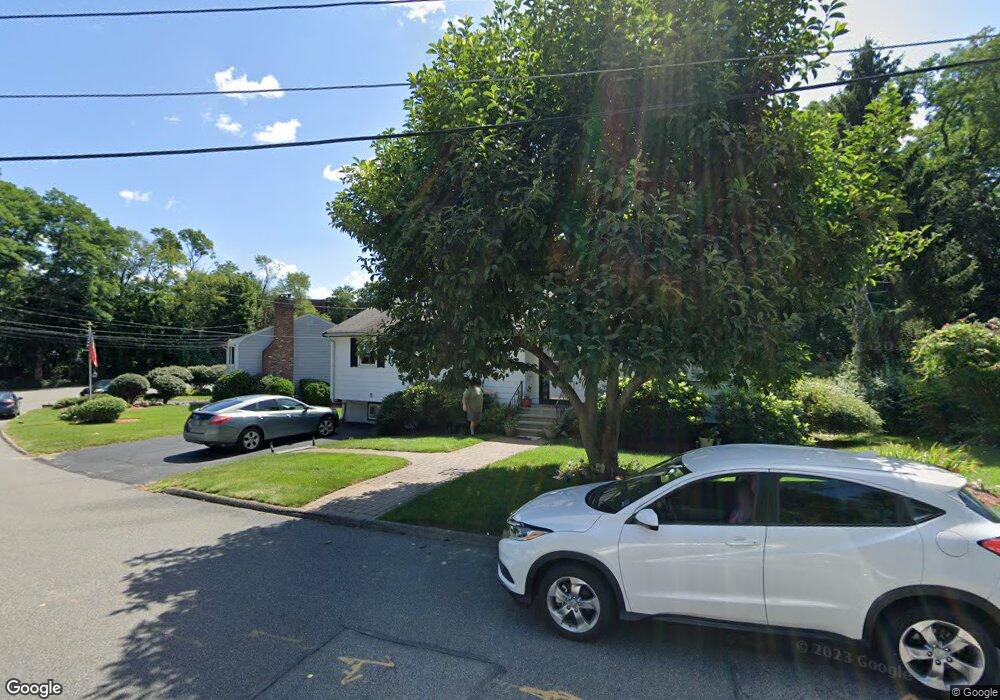 7 Kimball Dr, Stoneham, MA 02180 - photo 1