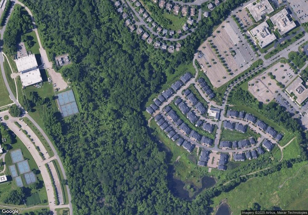 3 Honeysuckle Ln, Rye Brook, NY 10573 - photo 1