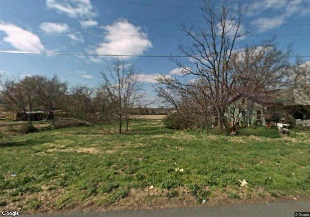 401 S Water St, Locust Grove, OK 74352 - photo 1