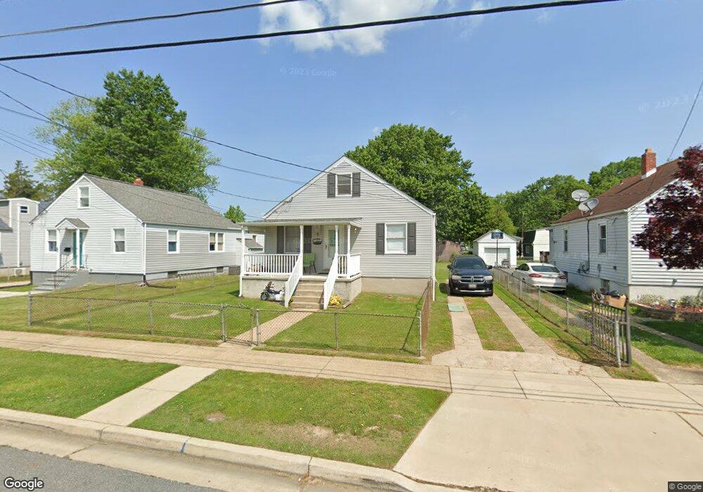 916 Martin Rd, Essex, MD 21221 - photo 1