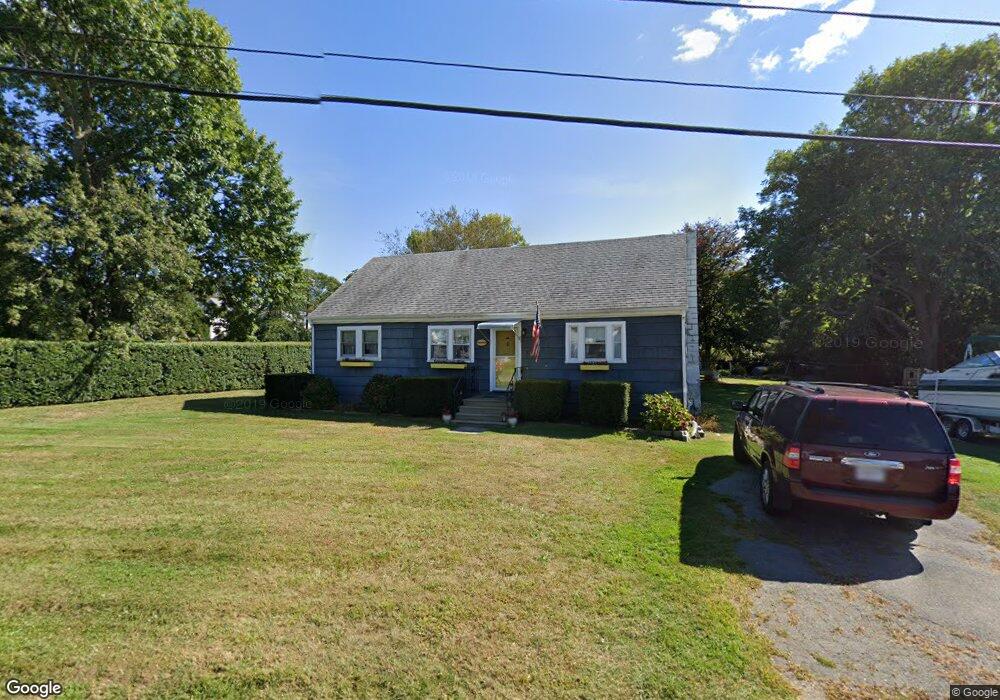 67 Newport Ave, Middletown, RI 02842 - photo 1